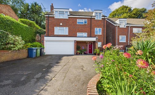 House in Totteridge, England 1