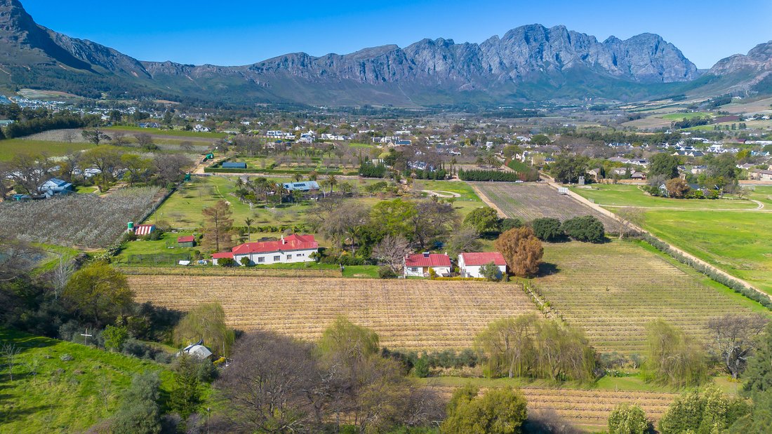 Estate in Franschhoek, Western Cape, South Africa 5 - 16152202