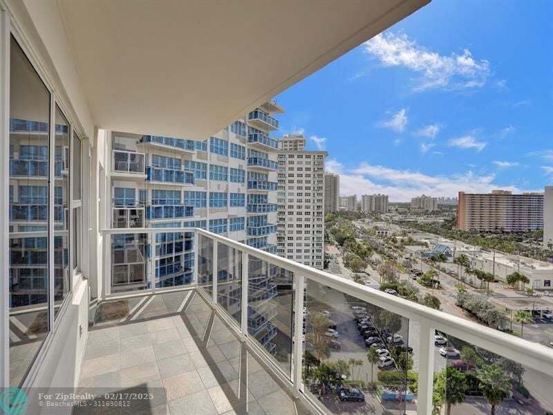Condo in Fort Lauderdale, Florida, United States 4 - 15563351