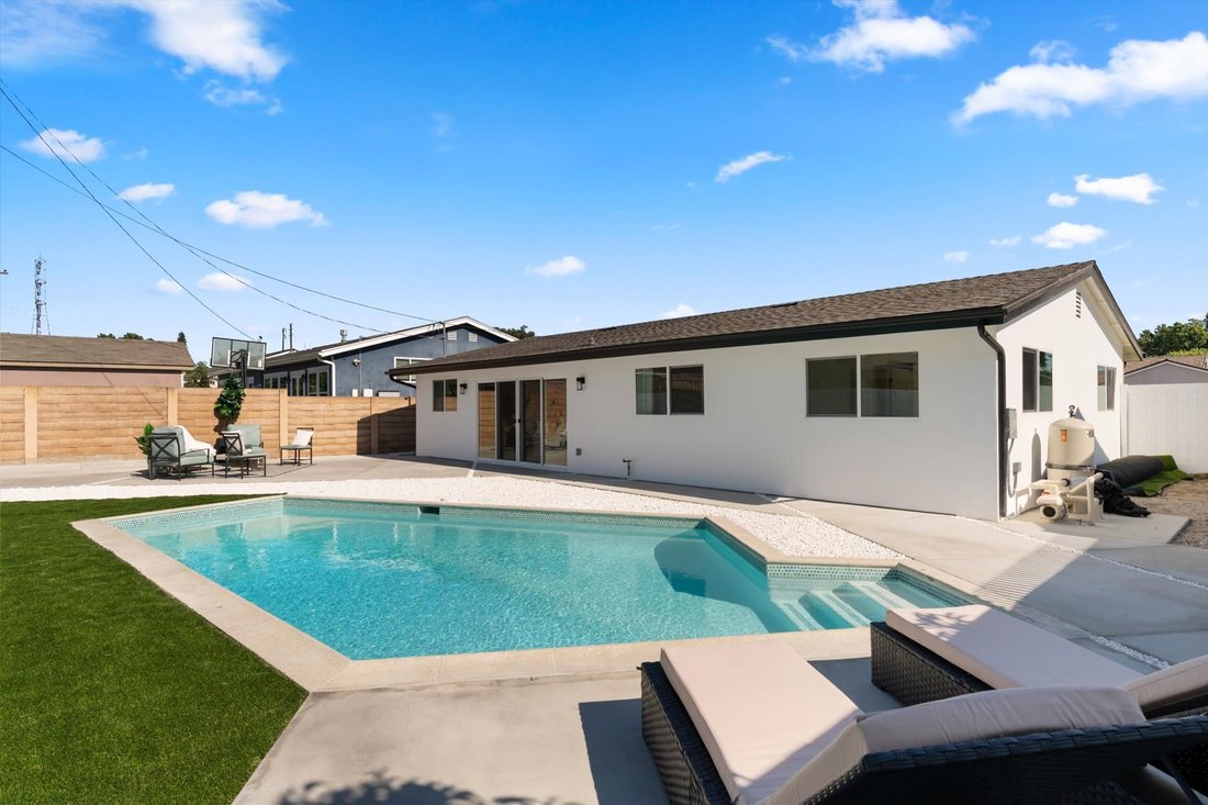 House in Buena Park, California, United States 2 - 16153252