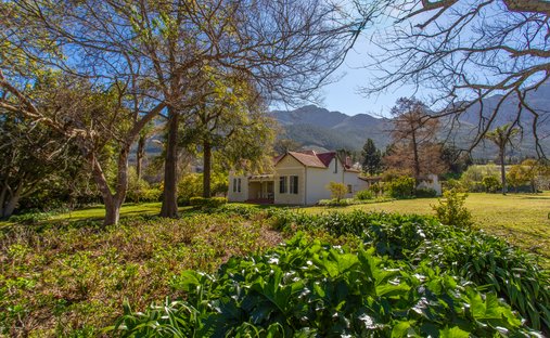 Estate in Franschhoek, Western Cape, South Africa 1