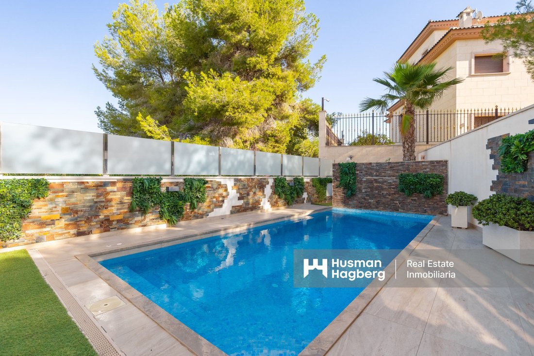 Villa in Orihuela, Valencian Community, Spain 4 - 14944735