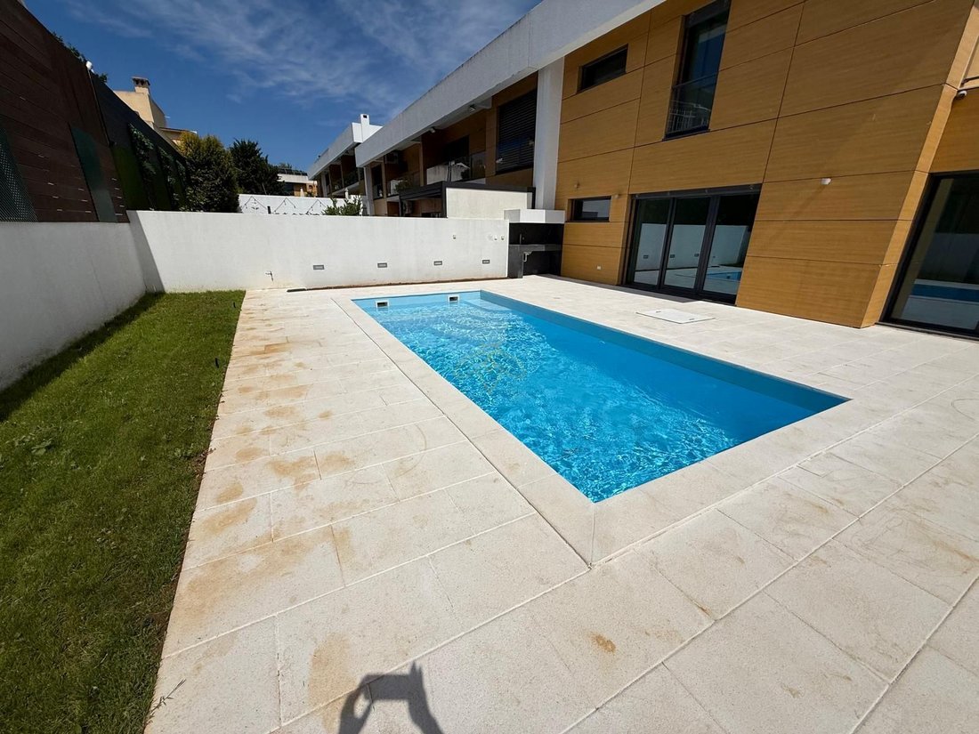 Villa in Sao Domingos de Rana, Lisbon, Portugal 2 - 15095457