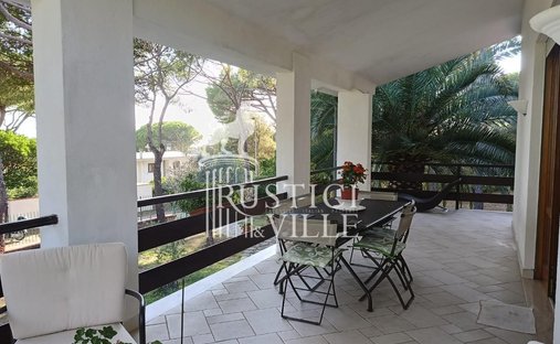 Villa à Livourne, Toscane, Italie 1