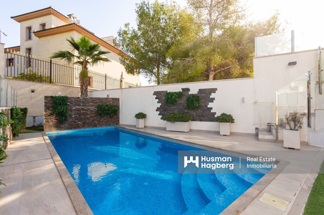 Villa in Orihuela, Valencian Community, Spain 3 - 14944735