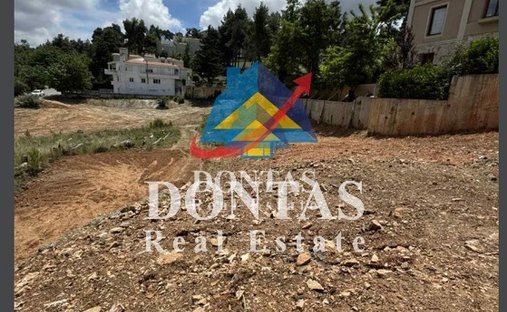 Land in Dionysos, Attika, Griechenland 1