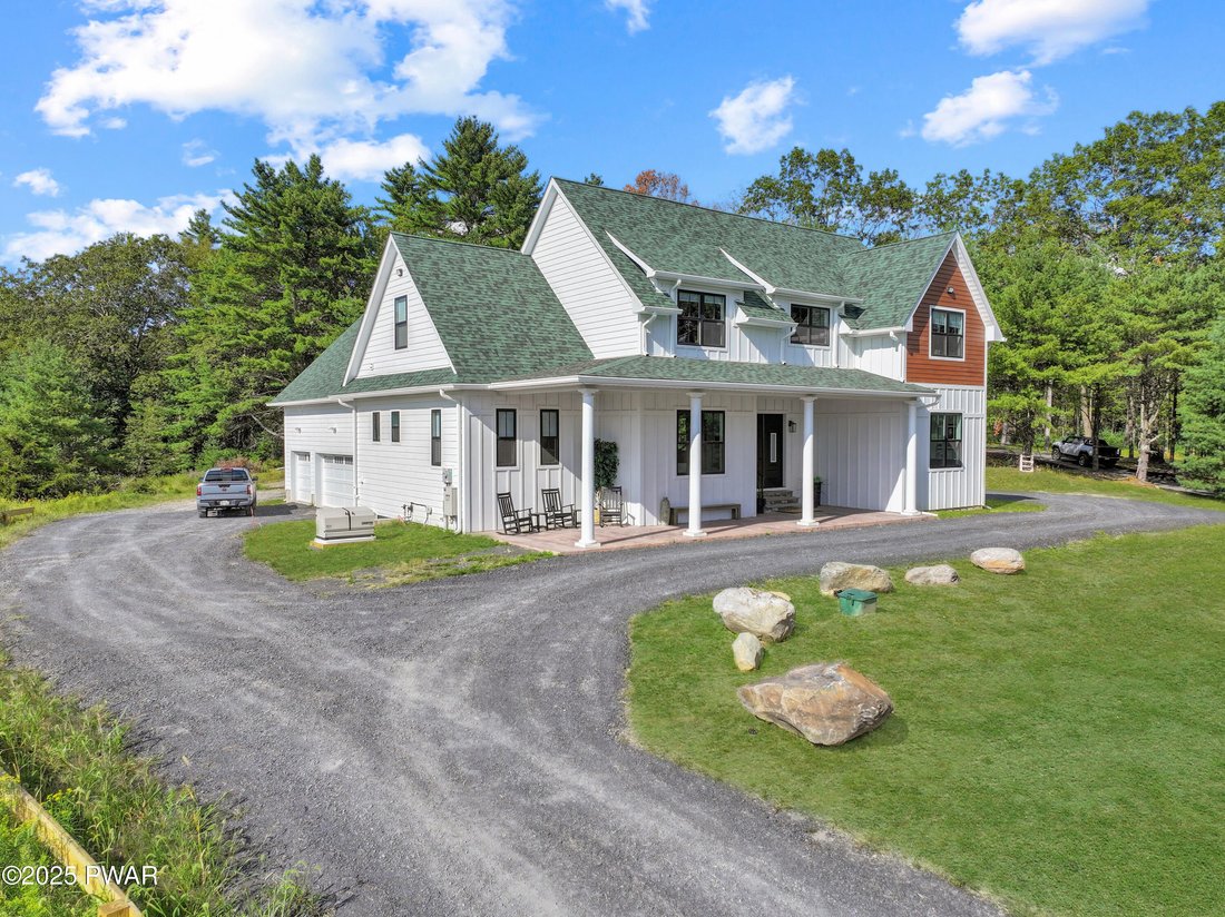 House in Milford, Pennsylvania, United States 1 - 16151669