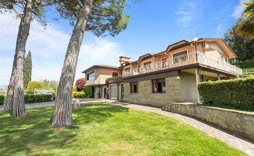 House in Giotto-Stadio-Trento Trieste, Arezzo, Tuscany 1