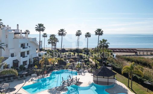 Apartment in Estepona, Andalusia, Spain 1