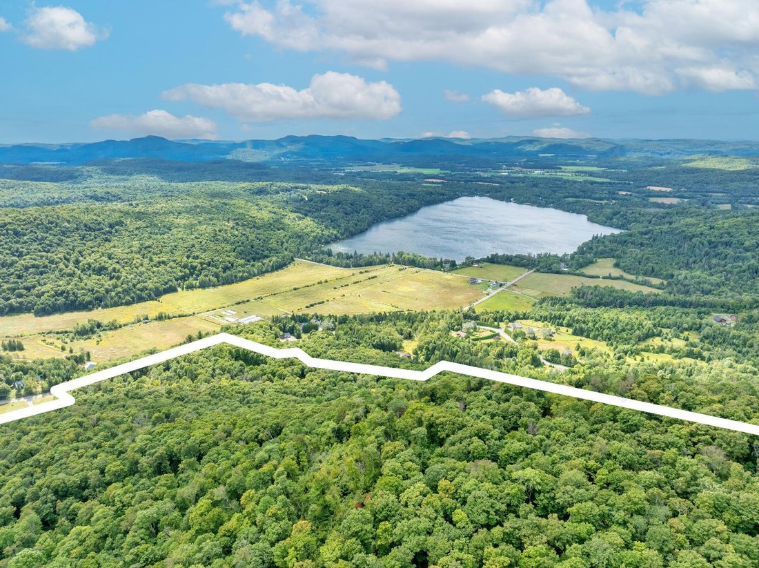 Land in Mont-Tremblant, Quebec, Canada 4 - 16154690