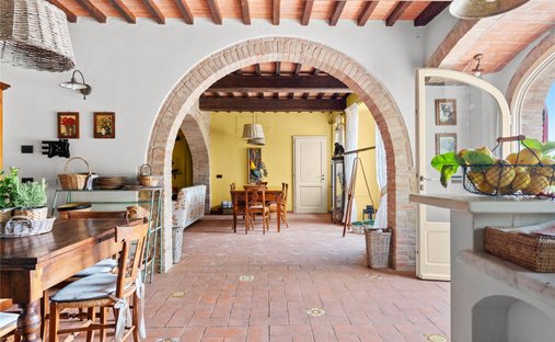 Castle for Sale in Molino d'Egola, Tuscany, Italy