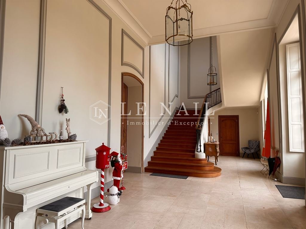 Whispers of the Bocage: A Monumental 18th-Century Château in Vendée’s Golden Light