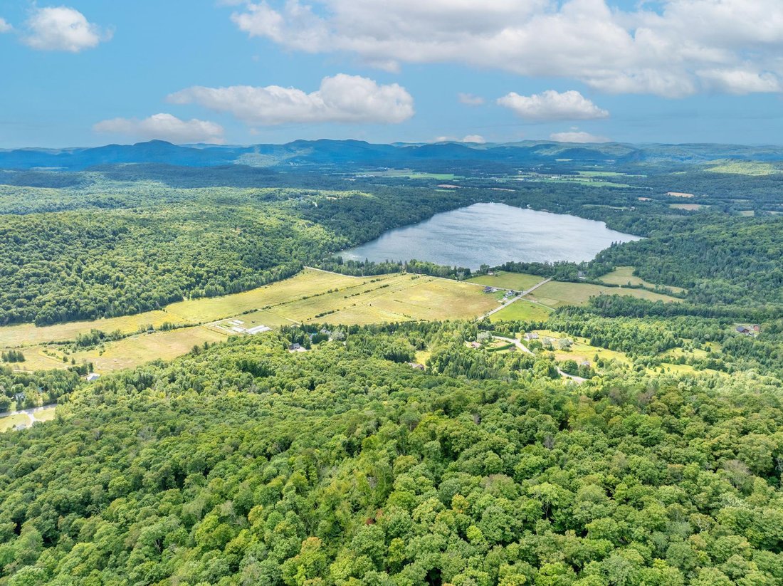 Land in Mont-Tremblant, Quebec, Canada 3 - 16154690