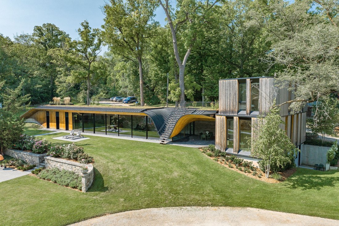 House in Hamilton, Ontario, Canada 3 - 16152844