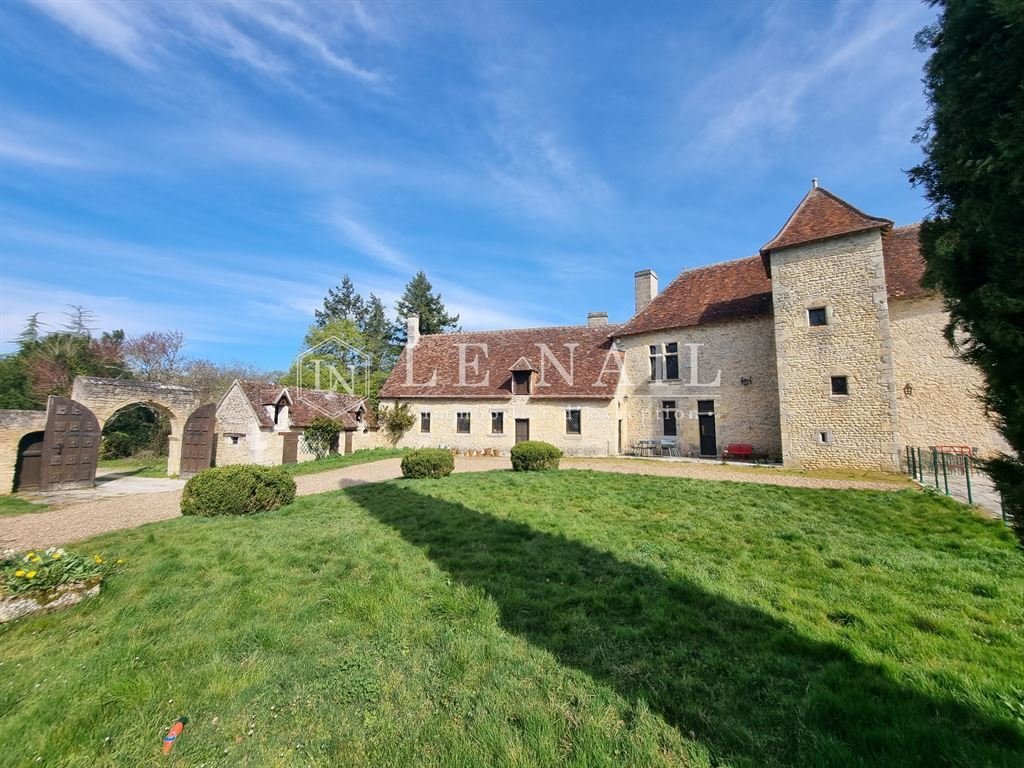 Whispers of the Loire: A 15th-Century Manor’s Timeless Embrace
