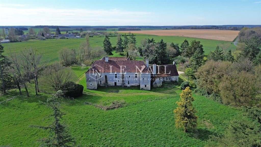 Whispers of the Loire: A 15th-Century Manor’s Timeless Embrace