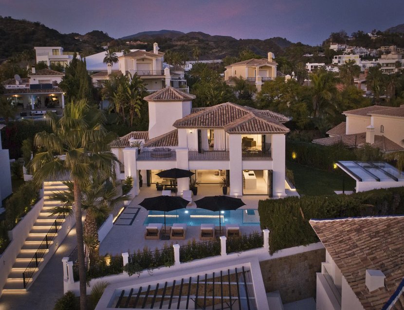 Villa in Nueva Andalucía, Marbella, Spanien 3 - 16156468