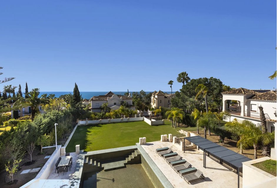 Villa in Sierra Blanca, Marbella, Spain 2 - 16156472