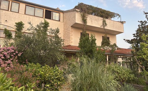 Villa in Jelsa, Split-Dalmatia County, Croatia 1