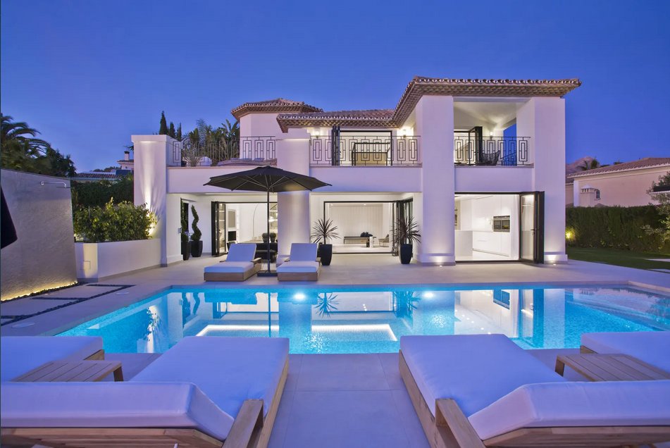 Villa in Nueva Andalucía, Marbella, Spanien 1 - 16156468