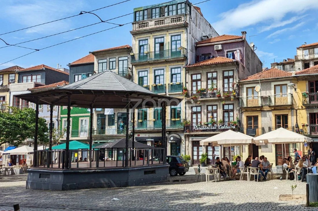 Apartment in Cedofeita, Santo Ildefonso, Se, Miragaia, Sao Nicolau e Vitoria, Porto District, Portugal 2 - 16154829