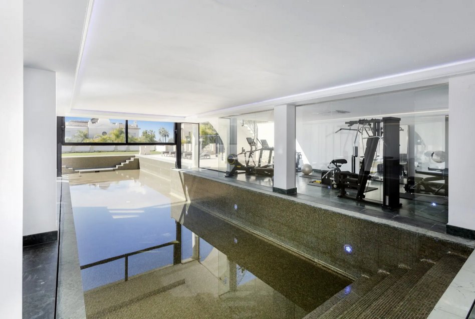 Villa in Sierra Blanca, Marbella, Spain 4 - 16156472