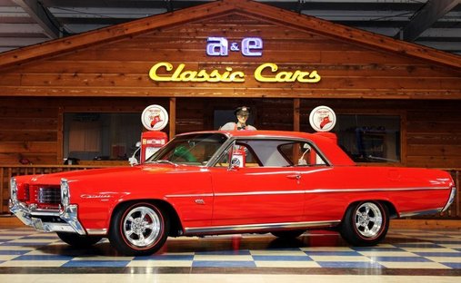 6.0L / LS2  Auto OD  P/B front disc  P/S  A/C  Flowmaster  15" Aluminum wheels!! in New braunfels, United States 1