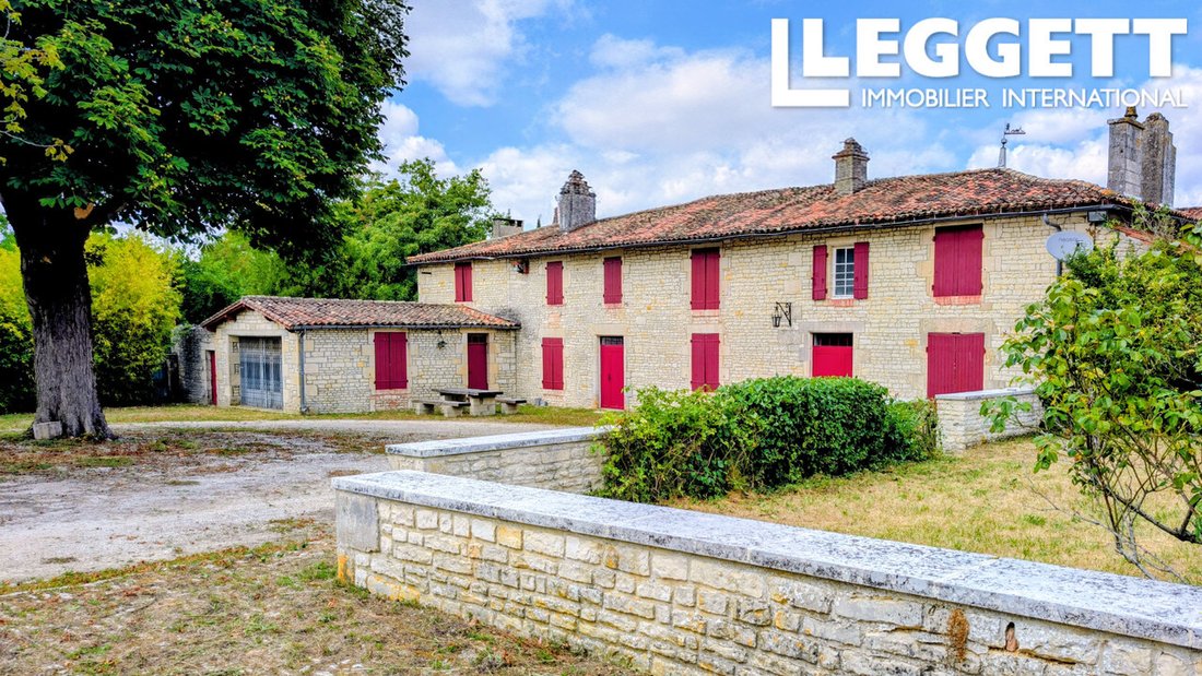 Casa a Aubigné, Nuova Aquitania, Francia 2 - 16154391