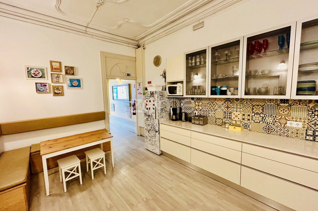 Apartment in Cedofeita, Santo Ildefonso, Se, Miragaia, Sao Nicolau e Vitoria, Porto District, Portugal 5 - 16154829