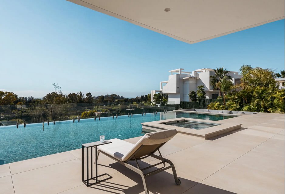 Villa in Benahavis, Andalusia, Spain 4 - 16156503