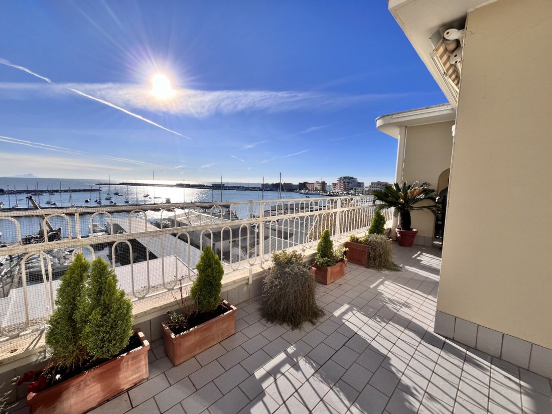 Apartment in Center, Anzio, Lazio 1 - 15062441