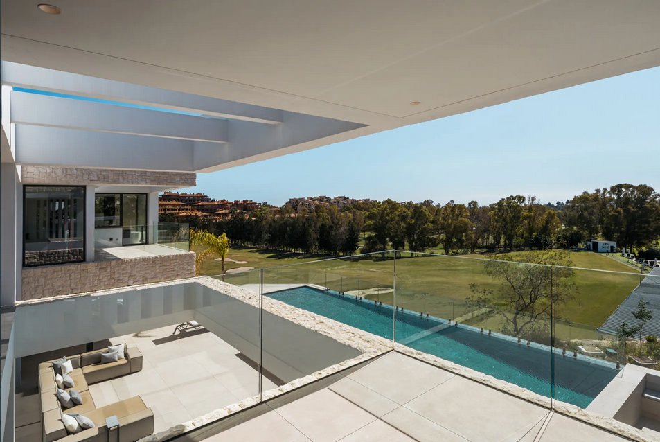 Villa in Benahavis, Andalusia, Spain 3 - 16156503