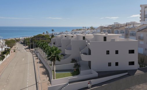 Bungalow in Torrevieja, Valencian Community, Spain 1
