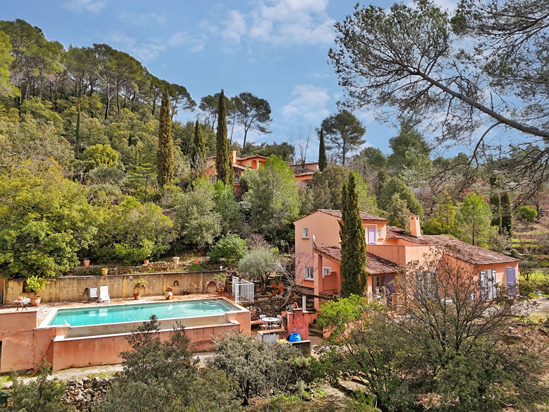 Villa in Flayosc, Provence-Alpes-Côte d'Azur, France 5 - 14086059