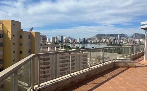 Apartment in Calp / Calpe, Valencian Community, Spain 1