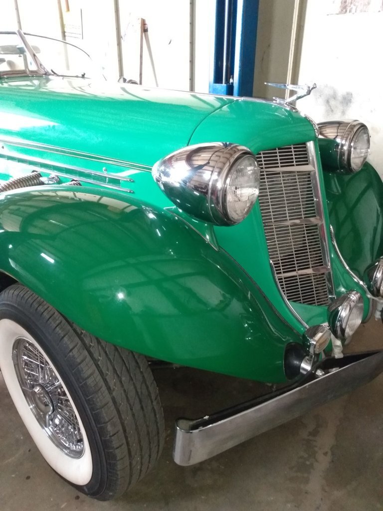 Cabriolet in Glendale, United States 4 - 16156462