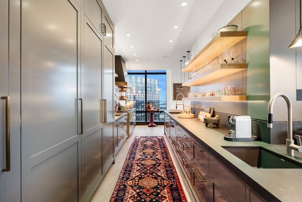 Condo in Boston, Massachusetts, United States 5 - 16154539