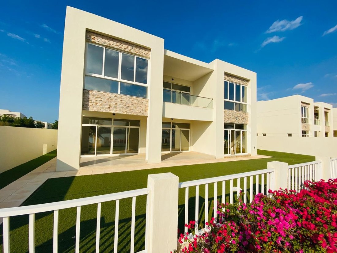 Villa in Al Mamoura, Ras al-Khaimah Emirate, United Arab Emirates 2 - 16156745