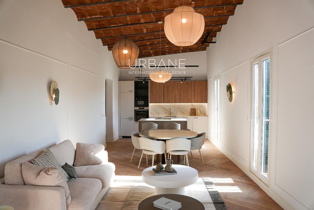 Apartment in Eixample, Barcelona, Spain 4 - 15397582