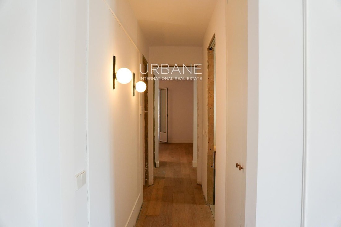 Apartment in Eixample, Barcelona, Spain 2 - 15397582