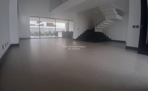 House in Nova Esplanada, State of São Paulo, Brazil 1