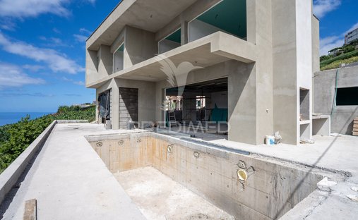 House in Ponta do Sol, Madeira, Portugal 1