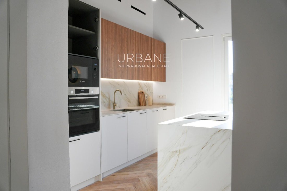Apartment in Eixample, Barcelona, Spain 4 - 15397584