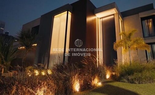 House in Barueri, State of São Paulo, Brazil 1