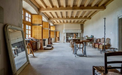 Castle for Sale in Joyeuse, Auvergne-Rhône-Alpes, France