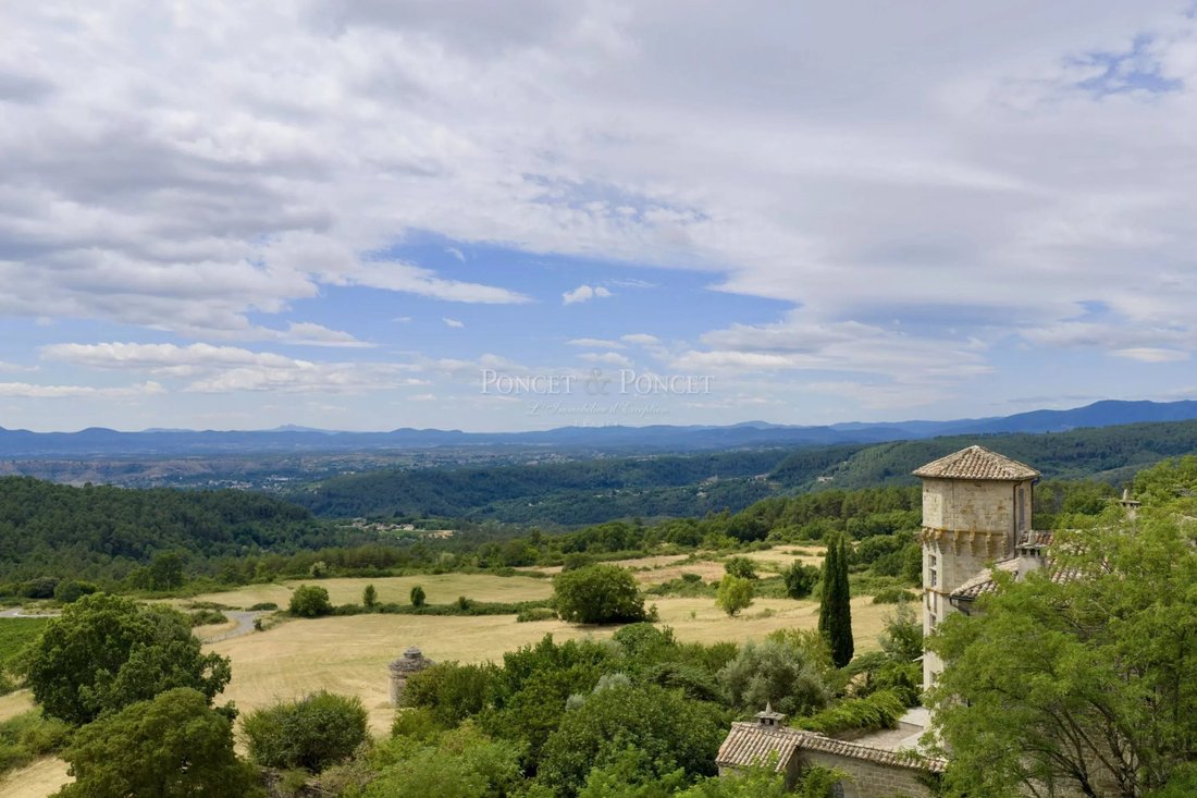 A Renaissance Jewel Where Time Stands Still – Ardèche’s Sunlit Château