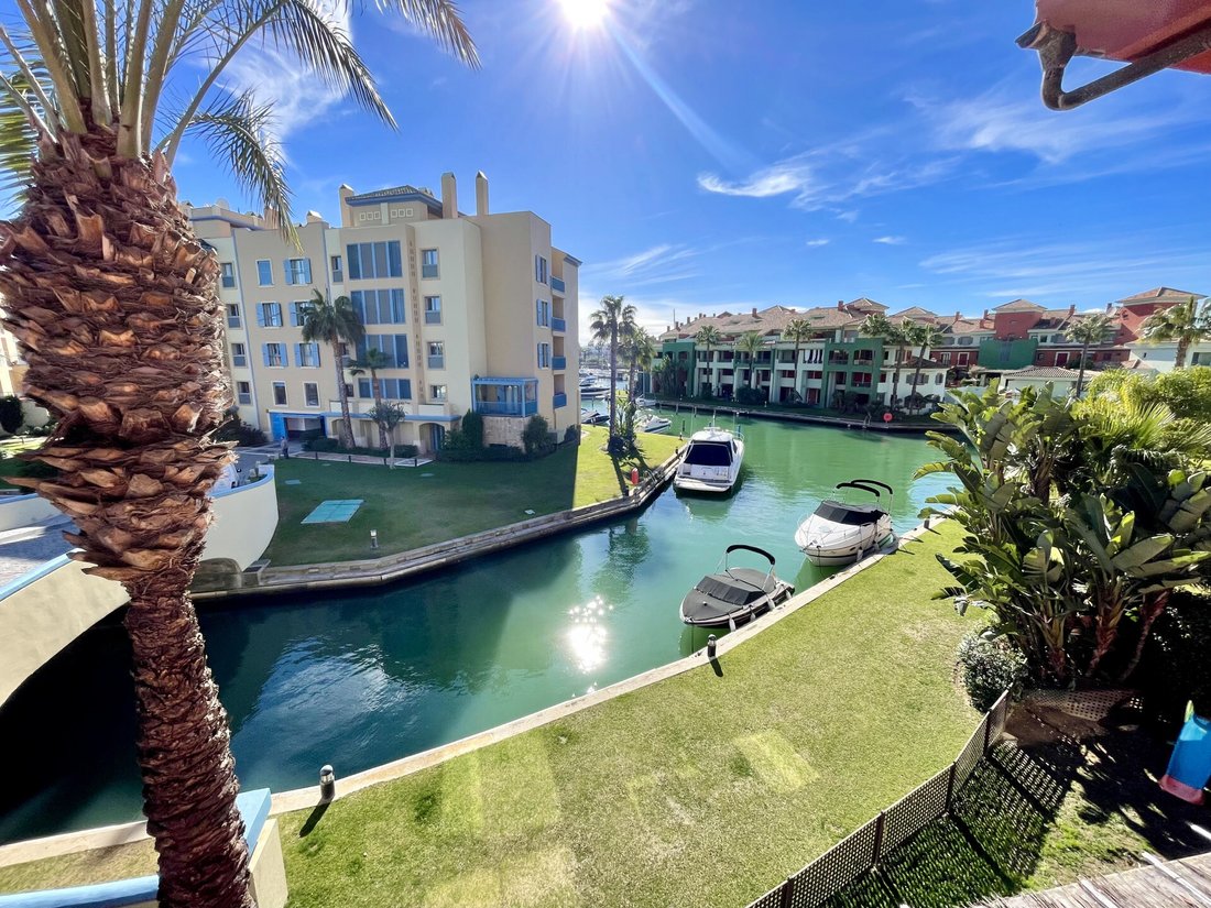 Apartment in Sotogrande, San Roque, Andalusia 1 - 16158984
