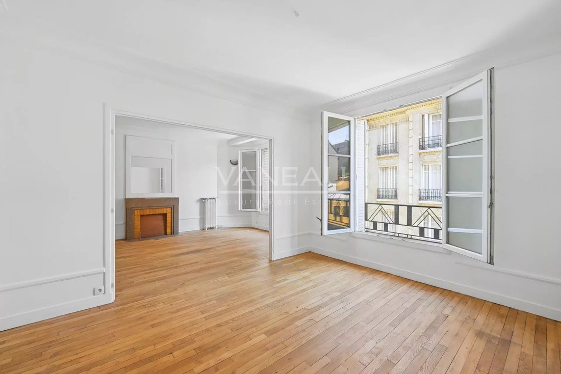 Apartment in Seine et Berges, Paris 1er Arrondissement, Paris 4 - 16158621