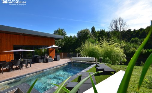 House in Les Essarts-le-Roi, Ile-de-France, France 1