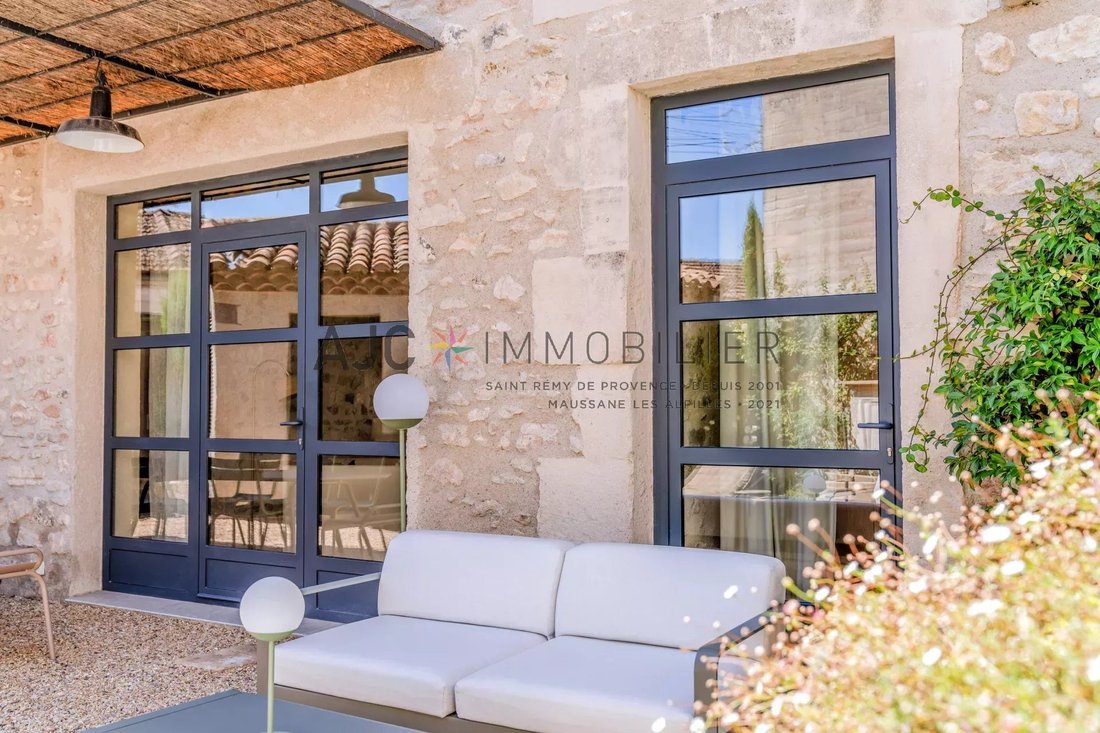 Townhouse in Saint-Rémy-de-Provence, Provence-Alpes-Côte d'Azur, France 4 - 16159177